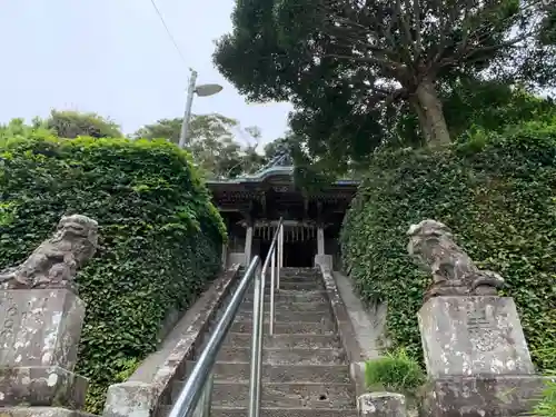 飯繩神社の狛犬