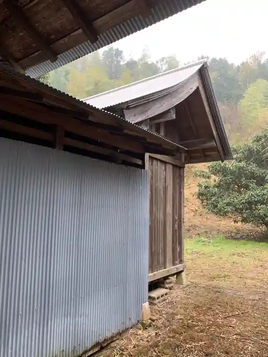 白山神社の本殿・本堂