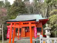 鶴若稲荷神社の{uncategorized: "未分類", other: "その他", undefined: "問題あり", building: "その他建物", grave: "お墓", sacred_gate: "鳥居", guardian: "狛犬", statue: "像", buddha: "仏像", history: "歴史", nature: "自然", garden: "庭園", animal: "動物", pagoda: "塔", temizu: "手水舎", mountain_gate: "山門・神門", sanctuary: "本殿・本堂", subordinate: "末社・摂社", art: "芸術", scenery: "景色", jizo: "地蔵", ema: "絵馬", goshuin: "御朱印", omikuji: "おみくじ", items: "授与品その他", amulet: "お守り", goshuincho: "御朱印帳", eats: "食事", festival: "お祭り", votive_dance: "神楽", shichigosan: "七五三参", wedding: "結婚式", experience: "体験その他", initially: "初詣", around: "周辺", anti_infection: "感染症対策"}