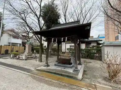 歌懸稲荷神社の{uncategorized: "未分類", other: "その他", undefined: "問題あり", building: "その他建物", grave: "お墓", sacred_gate: "鳥居", guardian: "狛犬", statue: "像", buddha: "仏像", history: "歴史", nature: "自然", garden: "庭園", animal: "動物", pagoda: "塔", temizu: "手水舎", mountain_gate: "山門・神門", sanctuary: "本殿・本堂", subordinate: "末社・摂社", art: "芸術", scenery: "景色", jizo: "地蔵", ema: "絵馬", goshuin: "御朱印", omikuji: "おみくじ", items: "授与品その他", amulet: "お守り", goshuincho: "御朱印帳", eats: "食事", festival: "お祭り", votive_dance: "神楽", shichigosan: "七五三参", wedding: "結婚式", experience: "体験その他", initially: "初詣", around: "周辺", anti_infection: "感染症対策"}