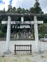 諏訪神社の鳥居