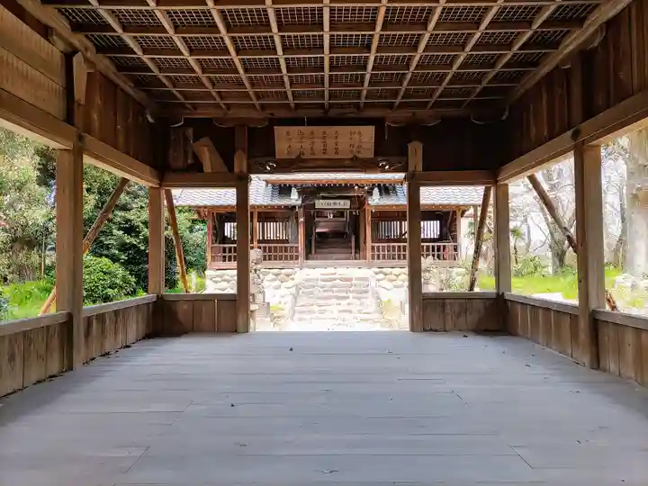 藤ヶ瀬神社の本殿・本堂