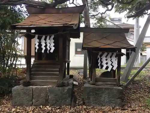 建岡神社の末社