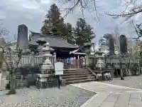 清瀧権現堂・地主妙見宮の{uncategorized: "未分類", other: "その他", undefined: "問題あり", building: "その他建物", grave: "お墓", sacred_gate: "鳥居", guardian: "狛犬", statue: "像", buddha: "仏像", history: "歴史", nature: "自然", garden: "庭園", animal: "動物", pagoda: "塔", temizu: "手水舎", mountain_gate: "山門・神門", sanctuary: "本殿・本堂", subordinate: "末社・摂社", art: "芸術", scenery: "景色", jizo: "地蔵", ema: "絵馬", goshuin: "御朱印", omikuji: "おみくじ", items: "授与品その他", amulet: "お守り", goshuincho: "御朱印帳", eats: "食事", festival: "お祭り", votive_dance: "神楽", shichigosan: "七五三参", wedding: "結婚式", experience: "体験その他", initially: "初詣", around: "周辺", anti_infection: "感染症対策"}