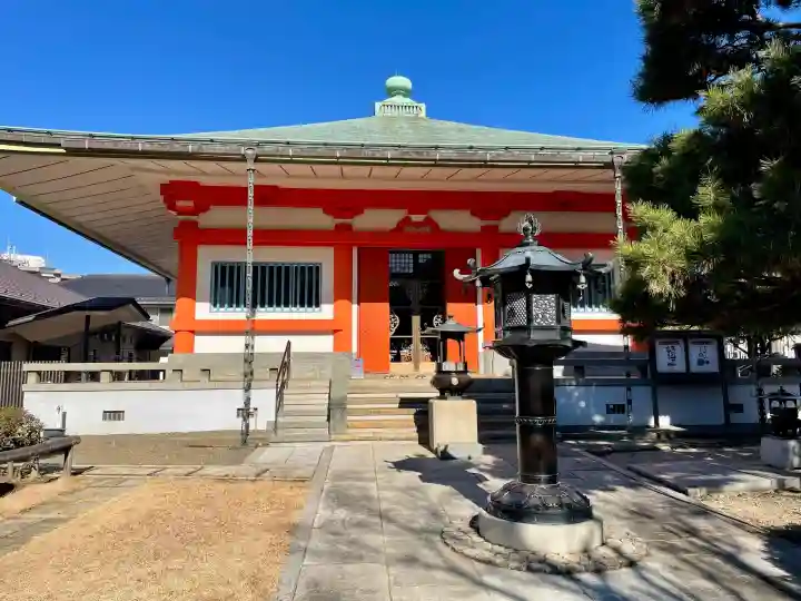 室泉寺の{uncategorized: "未分類", other: "その他", undefined: "問題あり", building: "その他建物", grave: "お墓", sacred_gate: "鳥居", guardian: "狛犬", statue: "像", buddha: "仏像", history: "歴史", nature: "自然", garden: "庭園", animal: "動物", pagoda: "塔", temizu: "手水舎", mountain_gate: "山門・神門", sanctuary: "本殿・本堂", subordinate: "末社・摂社", art: "芸術", scenery: "景色", jizo: "地蔵", ema: "絵馬", goshuin: "御朱印", omikuji: "おみくじ", items: "授与品その他", amulet: "お守り", goshuincho: "御朱印帳", eats: "食事", festival: "お祭り", votive_dance: "神楽", shichigosan: "七五三参", wedding: "結婚式", experience: "体験その他", initially: "初詣", around: "周辺", anti_infection: "感染症対策"}