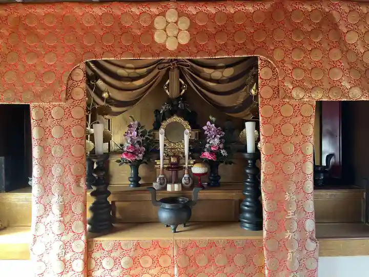 浩妙寺の{uncategorized: "未分類", other: "その他", undefined: "問題あり", building: "その他建物", grave: "お墓", sacred_gate: "鳥居", guardian: "狛犬", statue: "像", buddha: "仏像", history: "歴史", nature: "自然", garden: "庭園", animal: "動物", pagoda: "塔", temizu: "手水舎", mountain_gate: "山門・神門", sanctuary: "本殿・本堂", subordinate: "末社・摂社", art: "芸術", scenery: "景色", jizo: "地蔵", ema: "絵馬", goshuin: "御朱印", omikuji: "おみくじ", items: "授与品その他", amulet: "お守り", goshuincho: "御朱印帳", eats: "食事", festival: "お祭り", votive_dance: "神楽", shichigosan: "七五三参", wedding: "結婚式", experience: "体験その他", initially: "初詣", around: "周辺", anti_infection: "感染症対策"}