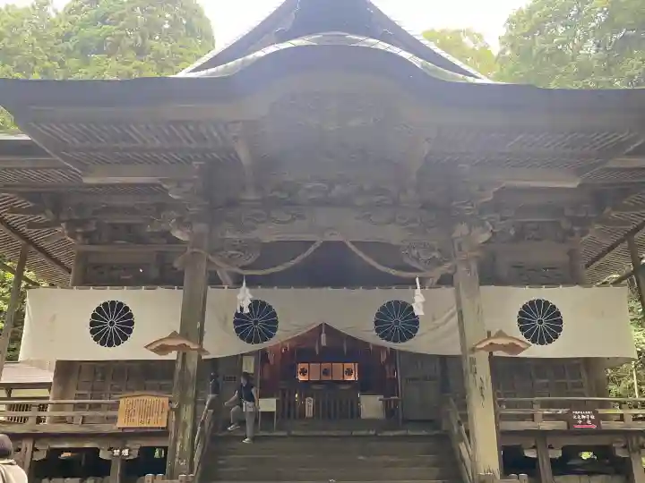 戸隠神社宝光社の{uncategorized: "未分類", other: "その他", undefined: "問題あり", building: "その他建物", grave: "お墓", sacred_gate: "鳥居", guardian: "狛犬", statue: "像", buddha: "仏像", history: "歴史", nature: "自然", garden: "庭園", animal: "動物", pagoda: "塔", temizu: "手水舎", mountain_gate: "山門・神門", sanctuary: "本殿・本堂", subordinate: "末社・摂社", art: "芸術", scenery: "景色", jizo: "地蔵", ema: "絵馬", goshuin: "御朱印", omikuji: "おみくじ", items: "授与品その他", amulet: "お守り", goshuincho: "御朱印帳", eats: "食事", festival: "お祭り", votive_dance: "神楽", shichigosan: "七五三参", wedding: "結婚式", experience: "体験その他", initially: "初詣", around: "周辺", anti_infection: "感染症対策"}