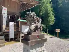 吾那神社の狛犬