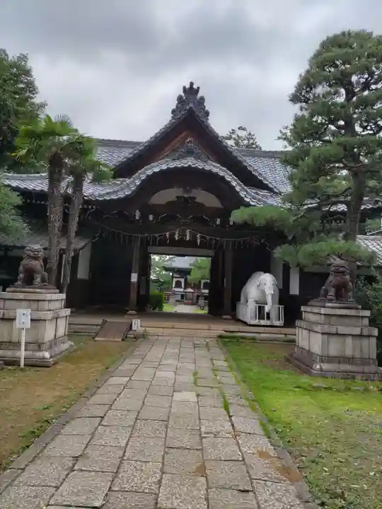観音寺(世田谷山観音寺)の山門・神門