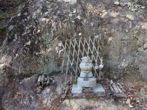 石上布都魂神社のその他建物