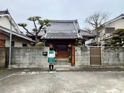 称讃寺（稱讃寺）の山門・神門