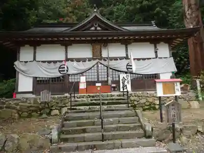 樺崎八幡宮の本殿・本堂