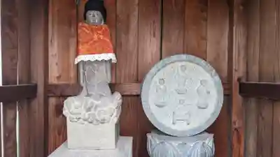 歳覚寺の末社・摂社