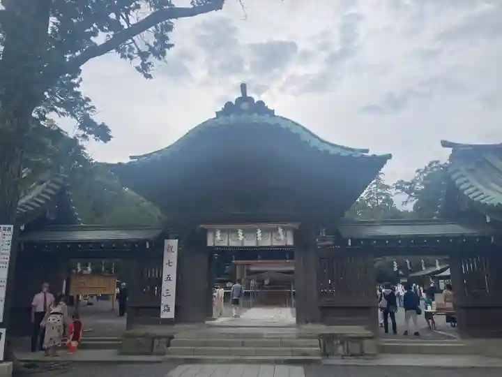三嶋大社の山門・神門