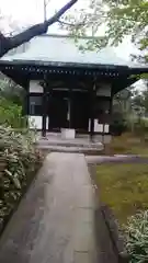 満願寺の本殿