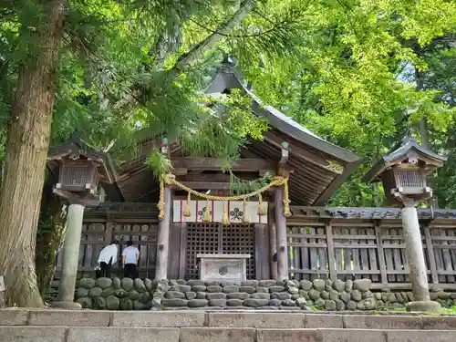 諏訪大社上社前宮(長野県)