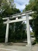 竈山神社の{uncategorized: "未分類", other: "その他", undefined: "問題あり", building: "その他建物", grave: "お墓", sacred_gate: "鳥居", guardian: "狛犬", statue: "像", buddha: "仏像", history: "歴史", nature: "自然", garden: "庭園", animal: "動物", pagoda: "塔", temizu: "手水舎", mountain_gate: "山門・神門", sanctuary: "本殿・本堂", subordinate: "末社・摂社", art: "芸術", scenery: "景色", jizo: "地蔵", ema: "絵馬", goshuin: "御朱印", omikuji: "おみくじ", items: "授与品その他", amulet: "お守り", goshuincho: "御朱印帳", eats: "食事", festival: "お祭り", votive_dance: "神楽", shichigosan: "七五三参", wedding: "結婚式", experience: "体験その他", initially: "初詣", around: "周辺", anti_infection: "感染症対策"}