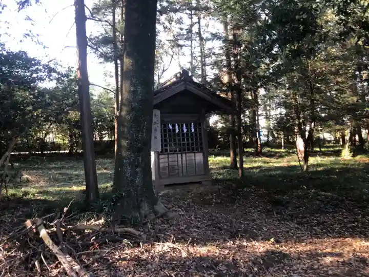 楡山神社の末社・摂社