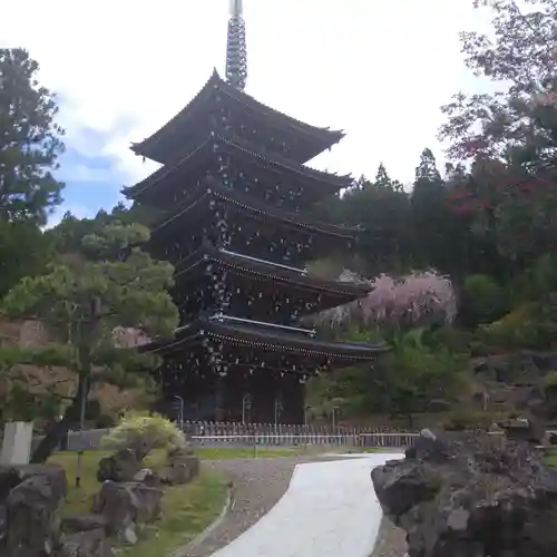 青龍寺(昭和大仏)の塔