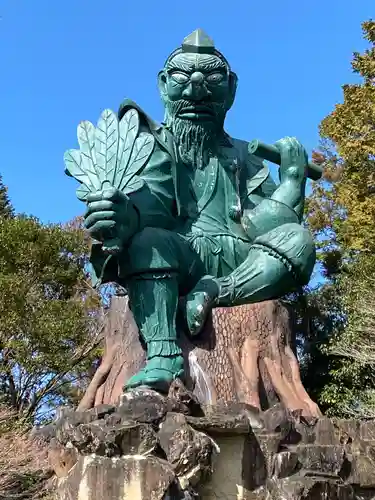 古井の天狗山の像