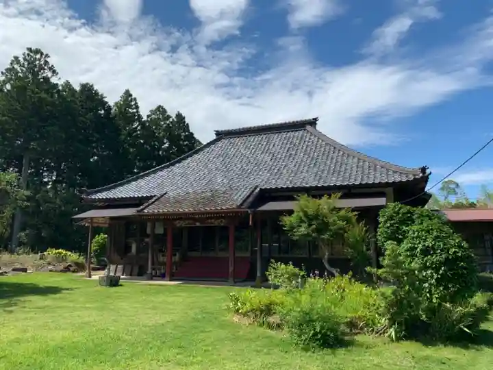 薬師寺の本殿・本堂