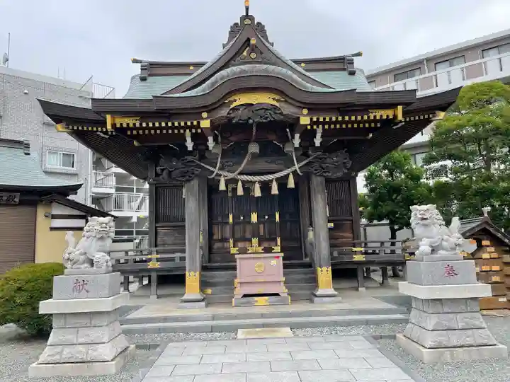 円行八幡宮の本殿・本堂