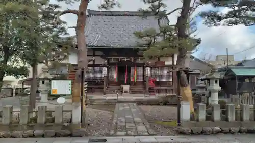 國分寺の本殿