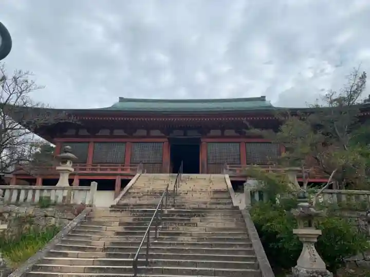 太山寺の本殿・本堂