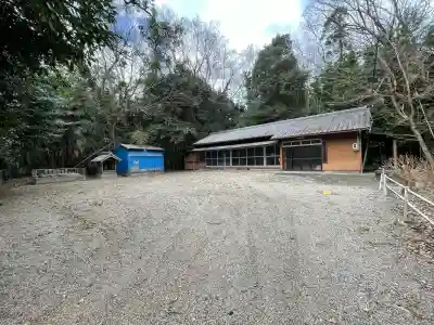 清水神社の{uncategorized: "未分類", other: "その他", undefined: "問題あり", building: "その他建物", grave: "お墓", sacred_gate: "鳥居", guardian: "狛犬", statue: "像", buddha: "仏像", history: "歴史", nature: "自然", garden: "庭園", animal: "動物", pagoda: "塔", temizu: "手水舎", mountain_gate: "山門・神門", sanctuary: "本殿・本堂", subordinate: "末社・摂社", art: "芸術", scenery: "景色", jizo: "地蔵", ema: "絵馬", goshuin: "御朱印", omikuji: "おみくじ", items: "授与品その他", amulet: "お守り", goshuincho: "御朱印帳", eats: "食事", festival: "お祭り", votive_dance: "神楽", shichigosan: "七五三参", wedding: "結婚式", experience: "体験その他", initially: "初詣", around: "周辺", anti_infection: "感染症対策"}