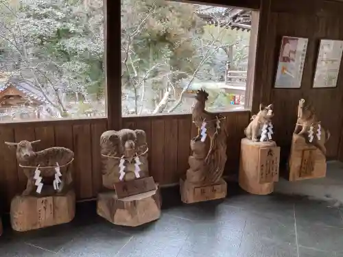 伊太祁曽神社の{uncategorized: "未分類", other: "その他", undefined: "問題あり", building: "その他建物", grave: "お墓", sacred_gate: "鳥居", guardian: "狛犬", statue: "像", buddha: "仏像", history: "歴史", nature: "自然", garden: "庭園", animal: "動物", pagoda: "塔", temizu: "手水舎", mountain_gate: "山門・神門", sanctuary: "本殿・本堂", subordinate: "末社・摂社", art: "芸術", scenery: "景色", jizo: "地蔵", ema: "絵馬", goshuin: "御朱印", omikuji: "おみくじ", items: "授与品その他", amulet: "お守り", goshuincho: "御朱印帳", eats: "食事", festival: "お祭り", votive_dance: "神楽", shichigosan: "七五三参", wedding: "結婚式", experience: "体験その他", initially: "初詣", around: "周辺", anti_infection: "感染症対策"}