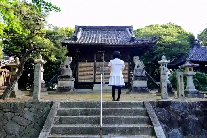 村高天神社の{uncategorized: "未分類", other: "その他", undefined: "問題あり", building: "その他建物", grave: "お墓", sacred_gate: "鳥居", guardian: "狛犬", statue: "像", buddha: "仏像", history: "歴史", nature: "自然", garden: "庭園", animal: "動物", pagoda: "塔", temizu: "手水舎", mountain_gate: "山門・神門", sanctuary: "本殿・本堂", subordinate: "末社・摂社", art: "芸術", scenery: "景色", jizo: "地蔵", ema: "絵馬", goshuin: "御朱印", omikuji: "おみくじ", items: "授与品その他", amulet: "お守り", goshuincho: "御朱印帳", eats: "食事", festival: "お祭り", votive_dance: "神楽", shichigosan: "七五三参", wedding: "結婚式", experience: "体験その他", initially: "初詣", around: "周辺", anti_infection: "感染症対策"}