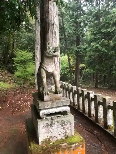 大虫神社の狛犬