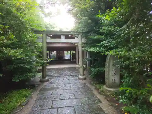 寒川神社の末社・摂社