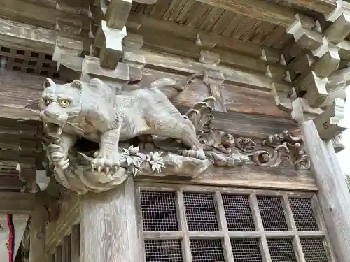秋葉山本宮 秋葉神社 上社の{uncategorized: "未分類", other: "その他", undefined: "問題あり", building: "その他建物", grave: "お墓", sacred_gate: "鳥居", guardian: "狛犬", statue: "像", buddha: "仏像", history: "歴史", nature: "自然", garden: "庭園", animal: "動物", pagoda: "塔", temizu: "手水舎", mountain_gate: "山門・神門", sanctuary: "本殿・本堂", subordinate: "末社・摂社", art: "芸術", scenery: "景色", jizo: "地蔵", ema: "絵馬", goshuin: "御朱印", omikuji: "おみくじ", items: "授与品その他", amulet: "お守り", goshuincho: "御朱印帳", eats: "食事", festival: "お祭り", votive_dance: "神楽", shichigosan: "七五三参", wedding: "結婚式", experience: "体験その他", initially: "初詣", around: "周辺", anti_infection: "感染症対策"}