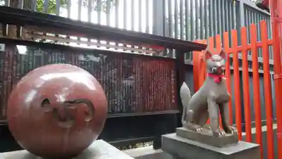 金綱稲荷神社の狛犬