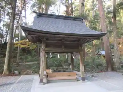 小國神社の手水舎