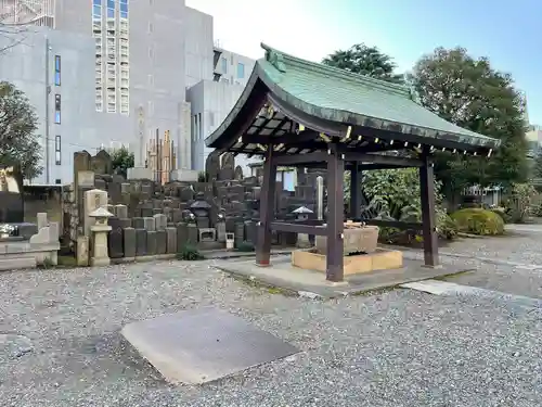 浄土宗南命山善光寺の手水舎