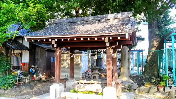 日置神社の手水舎