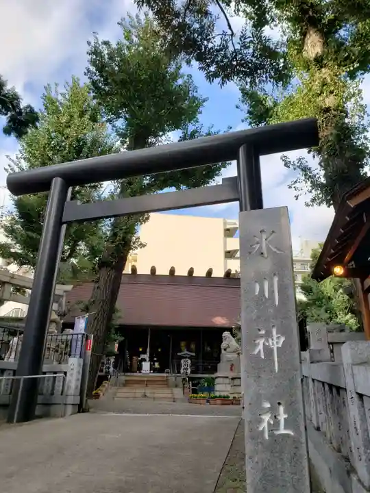 高円寺氷川神社の鳥居