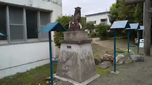 出雲神社の狛犬