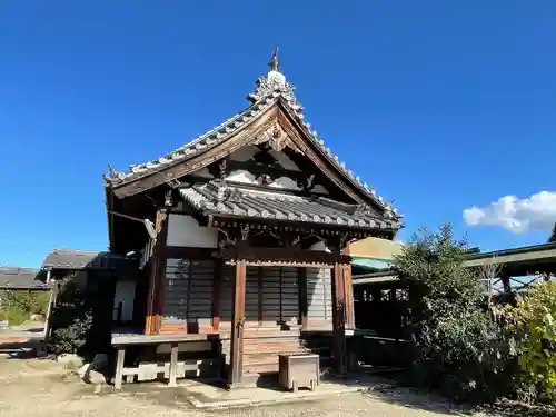 鳥出神社の建物その他