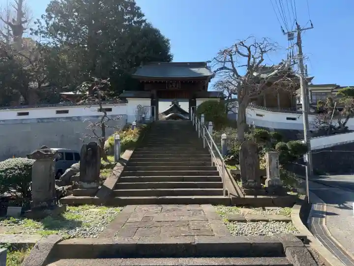 親縁寺の{uncategorized: "未分類", other: "その他", undefined: "問題あり", building: "その他建物", grave: "お墓", sacred_gate: "鳥居", guardian: "狛犬", statue: "像", buddha: "仏像", history: "歴史", nature: "自然", garden: "庭園", animal: "動物", pagoda: "塔", temizu: "手水舎", mountain_gate: "山門・神門", sanctuary: "本殿・本堂", subordinate: "末社・摂社", art: "芸術", scenery: "景色", jizo: "地蔵", ema: "絵馬", goshuin: "御朱印", omikuji: "おみくじ", items: "授与品その他", amulet: "お守り", goshuincho: "御朱印帳", eats: "食事", festival: "お祭り", votive_dance: "神楽", shichigosan: "七五三参", wedding: "結婚式", experience: "体験その他", initially: "初詣", around: "周辺", anti_infection: "感染症対策"}