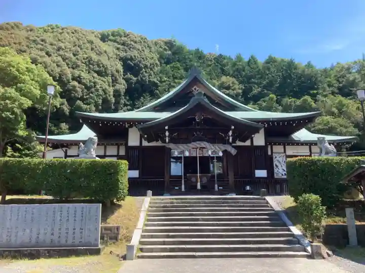 桑原八幡神社の本殿・本堂