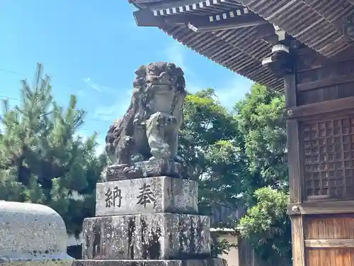 加毛神社の狛犬