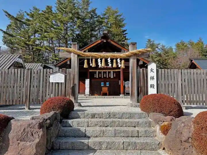身曾岐神社の末社・摂社