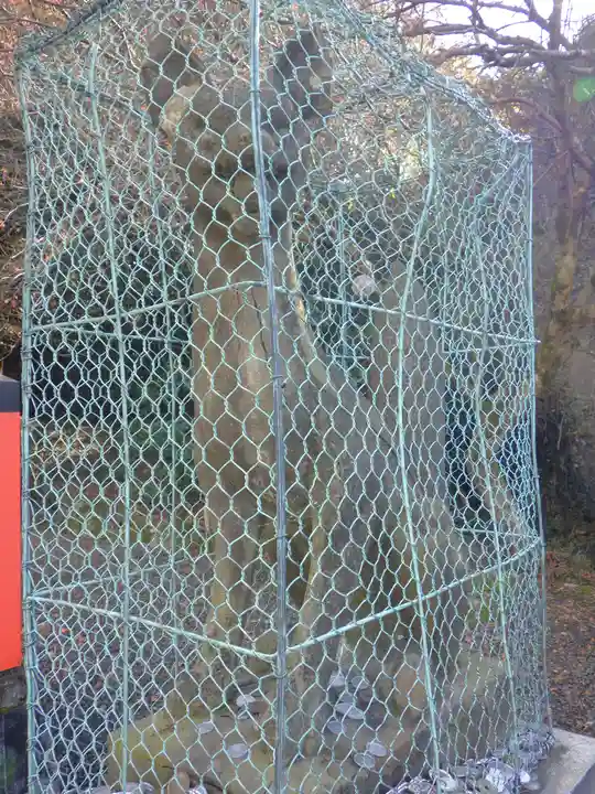 出世稲荷神社の狛犬