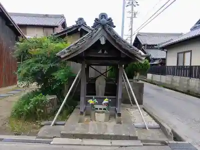 寺山地蔵堂の本殿・本堂