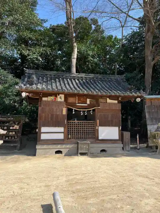 廣瀬大社の{uncategorized: "未分類", other: "その他", undefined: "問題あり", building: "その他建物", grave: "お墓", sacred_gate: "鳥居", guardian: "狛犬", statue: "像", buddha: "仏像", history: "歴史", nature: "自然", garden: "庭園", animal: "動物", pagoda: "塔", temizu: "手水舎", mountain_gate: "山門・神門", sanctuary: "本殿・本堂", subordinate: "末社・摂社", art: "芸術", scenery: "景色", jizo: "地蔵", ema: "絵馬", goshuin: "御朱印", omikuji: "おみくじ", items: "授与品その他", amulet: "お守り", goshuincho: "御朱印帳", eats: "食事", festival: "お祭り", votive_dance: "神楽", shichigosan: "七五三参", wedding: "結婚式", experience: "体験その他", initially: "初詣", around: "周辺", anti_infection: "感染症対策"}