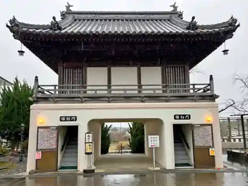 十楽寺の山門