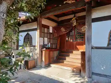 出生元組教会の本殿・本堂